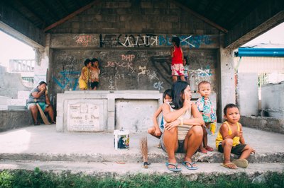 Living With The Dead - photograph 1 of 18, Cebu, Philippines (2013)