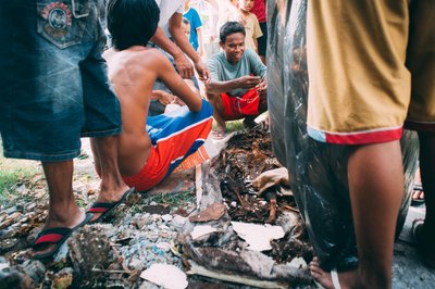 Living With The Dead - photograph 8 of 18, Cebu, Philippines (2013)